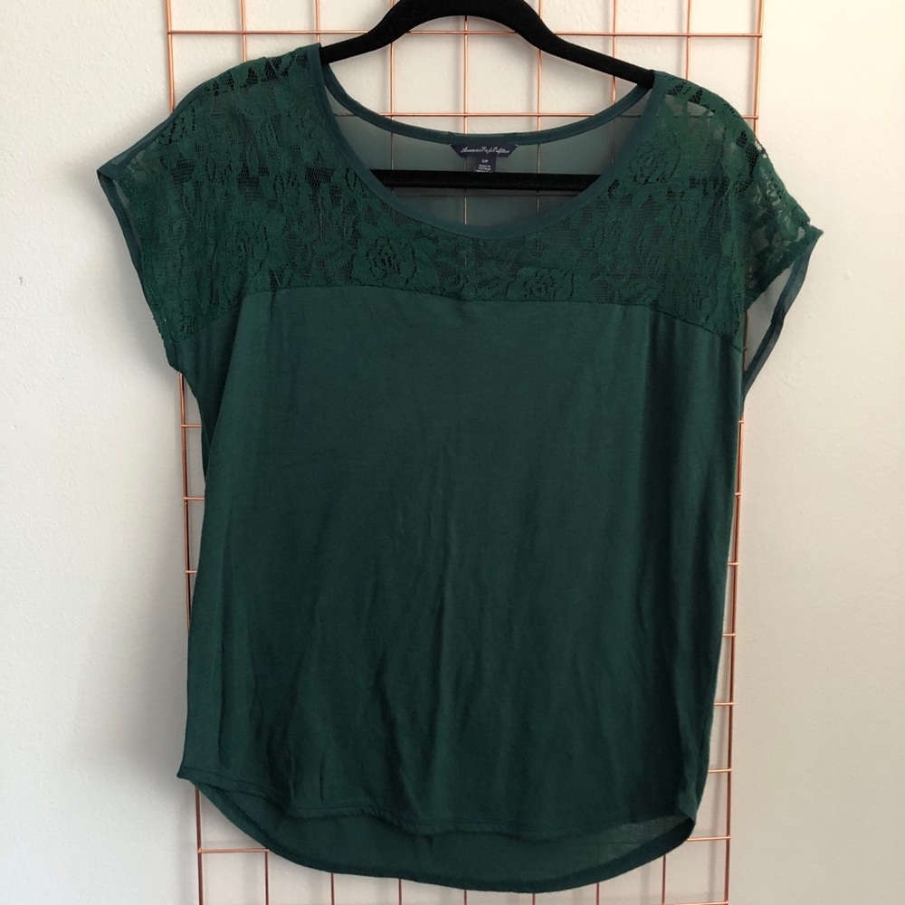 AMERICAN EAGLE | Green Lace-Block Top